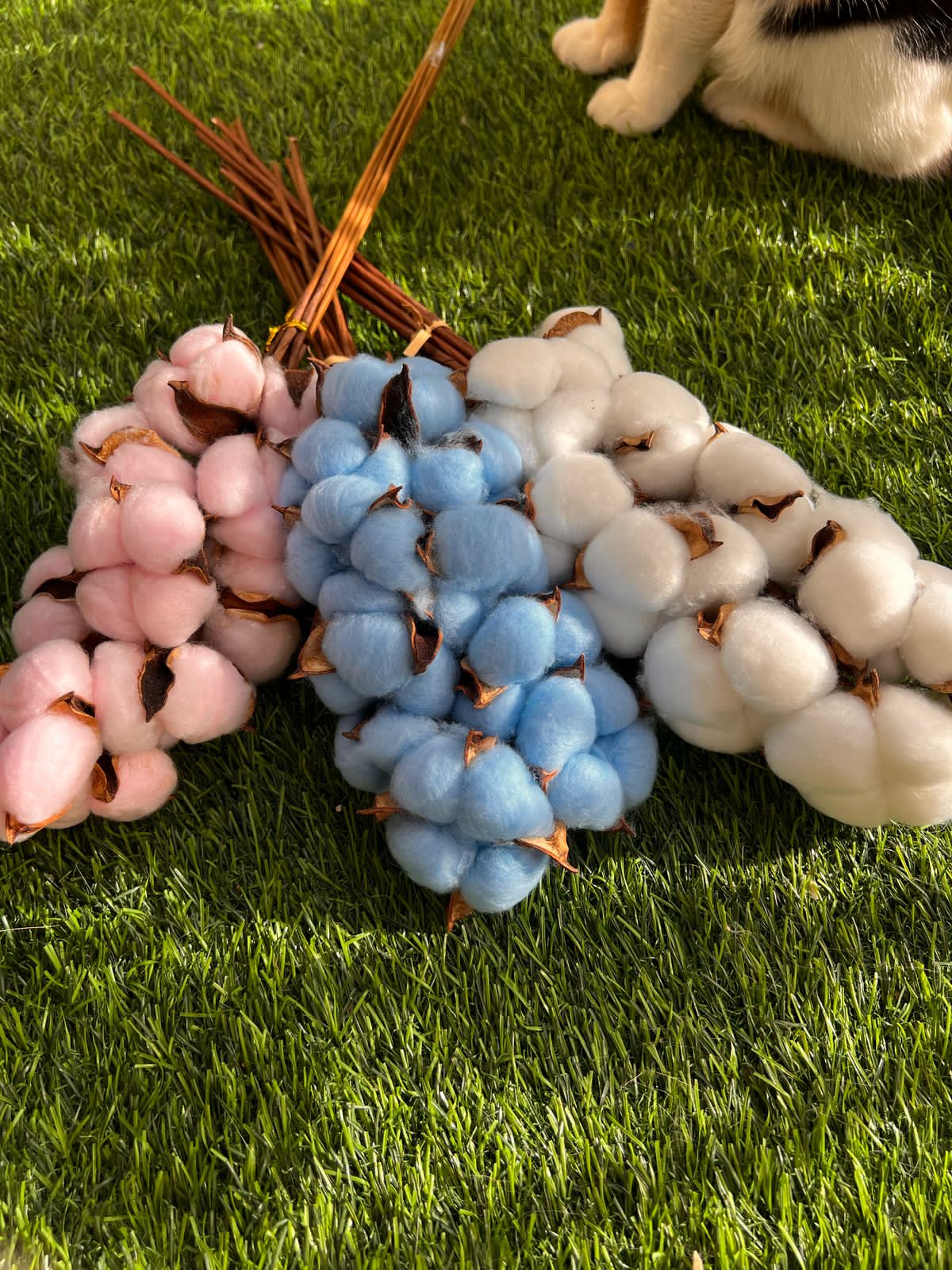 Cotton flower stems from kenyan lady fleur flower shop do minimalist home decor.