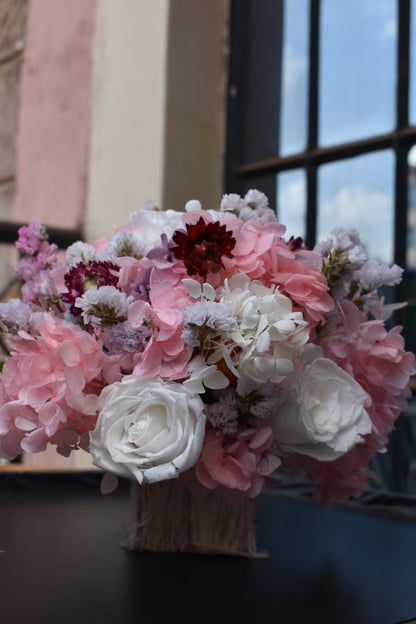 Barbie Self supporting round bouquet